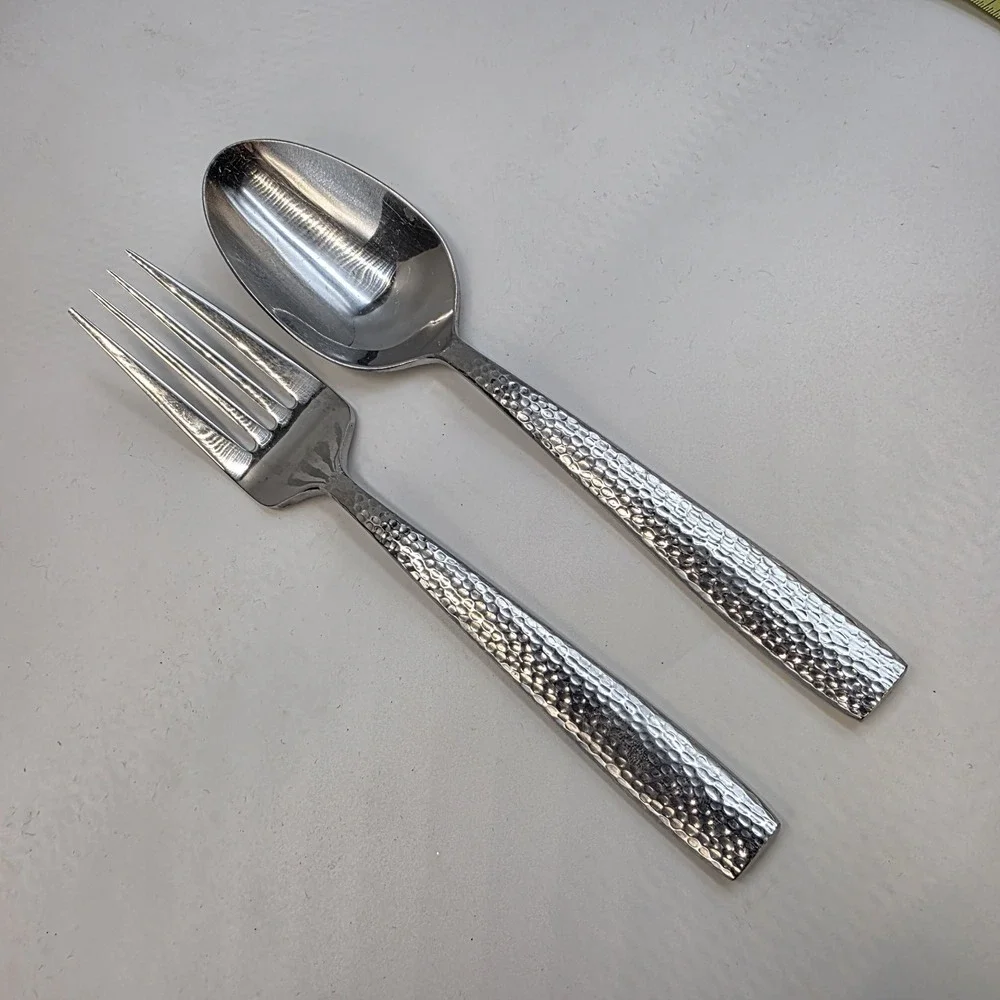 VTG ONEIDA Hammered Stainless Serving‎ Spoon & Fork Set Mid Century Modern